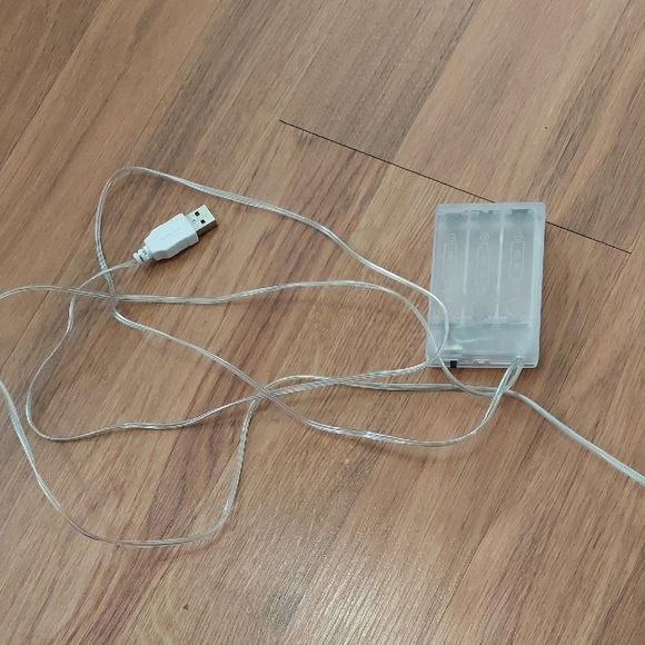 Pink Neon Lips Wall Decor - Picture 2 of 5